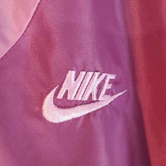 Vintage 80's Women's Nike Medium Purple Nylon Track Jacket Windbreaker - Picture 2 of 4
